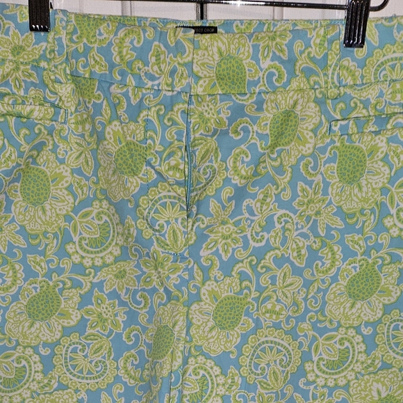 Talbot's perfect crops-curvy, pastel blue & green floral pattern. - Picture 2 of 8